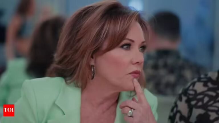 Kelli Finglass of Dallas Cowboys Cheerleaders Delivers Empowering Message to Mississippi Women