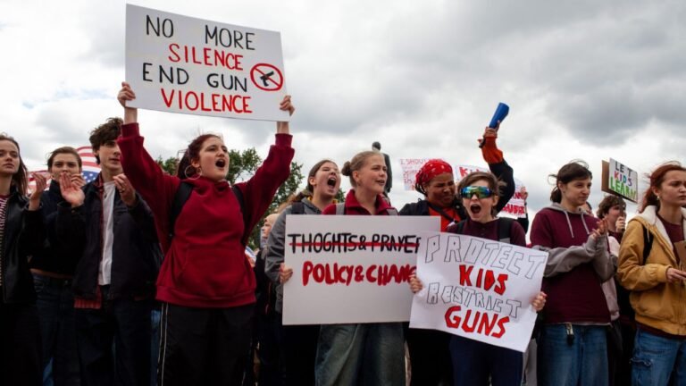 Waynesboro Students Commit to Ending Gun Violence