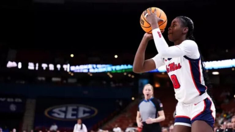 Women’s Basketball Shines at SEC Tipoff 2026